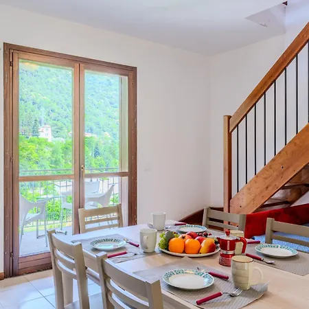 Borgo Castello-4 By Interhome Daire *